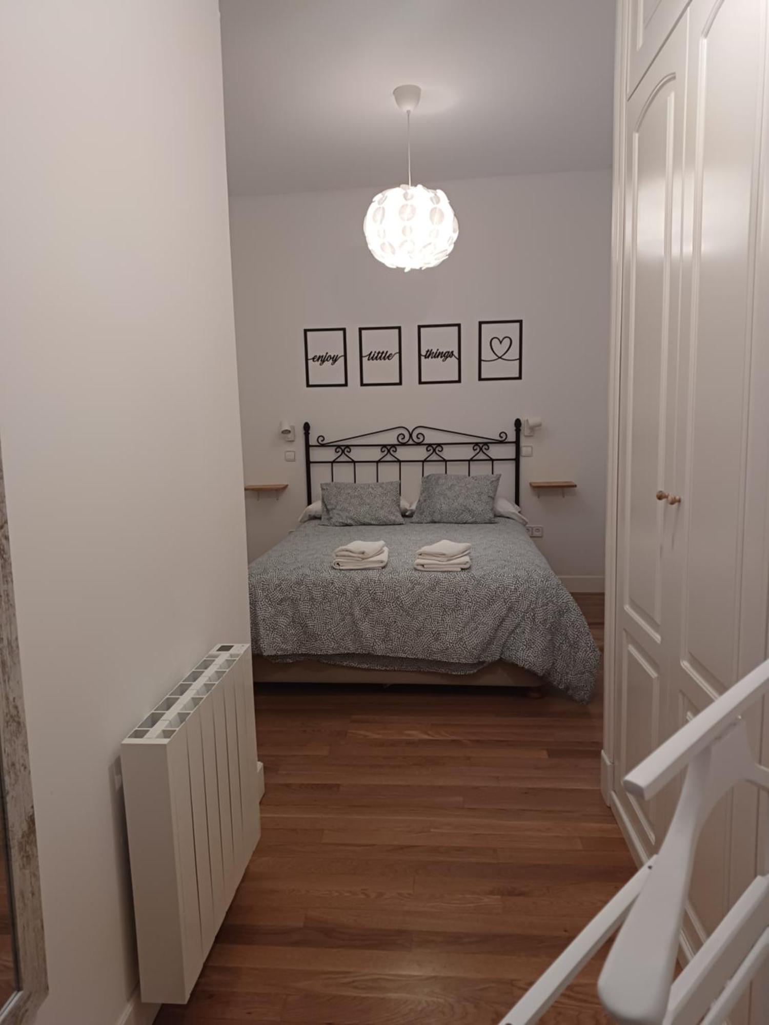 Vut Casa De La Catedral Baja Apartment Сигуенца Екстериор снимка